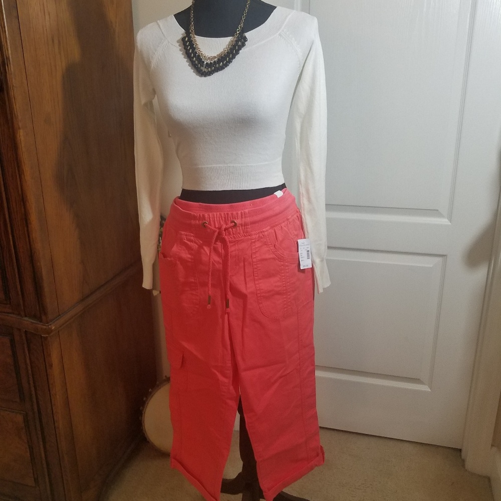 Pinkish color Capris